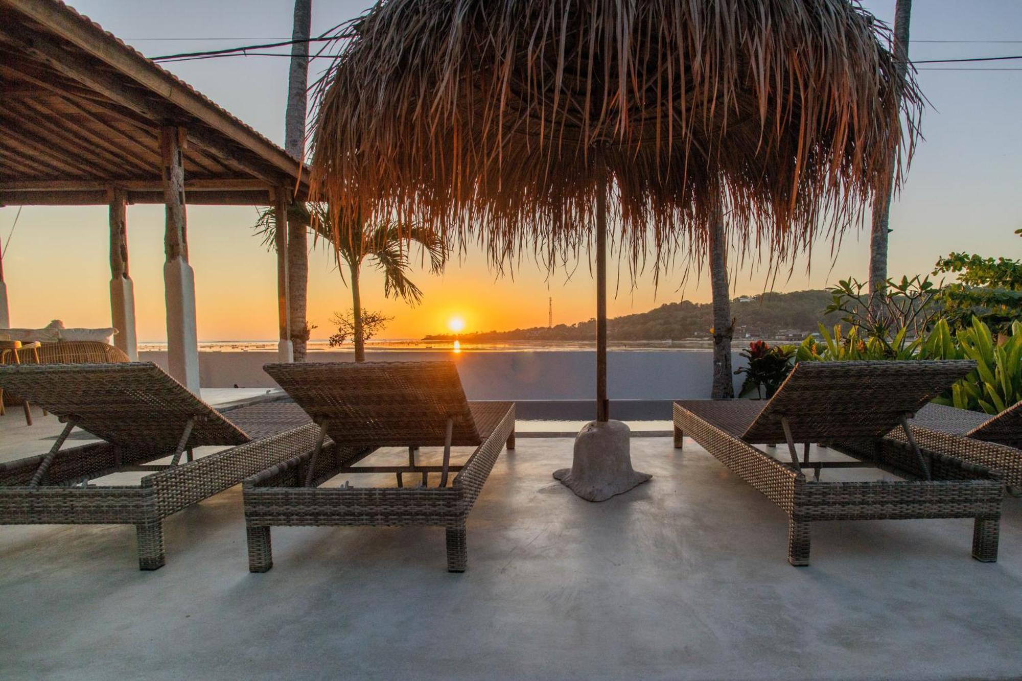 Sunset House Ceningan, 10 Person Beachview Private Villa Nusa Lembongan  Ngoại thất bức ảnh