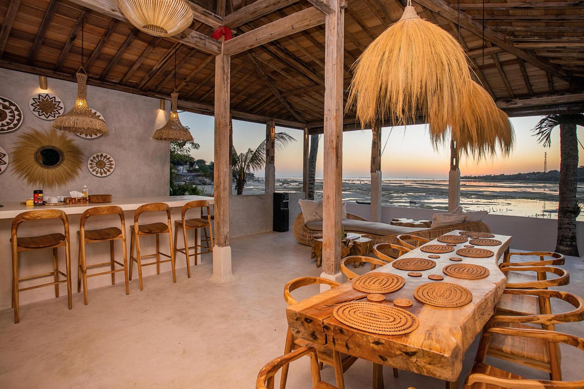 Sunset House Ceningan, 10 Person Beachview Private Villa Nusa Lembongan  Ngoại thất bức ảnh