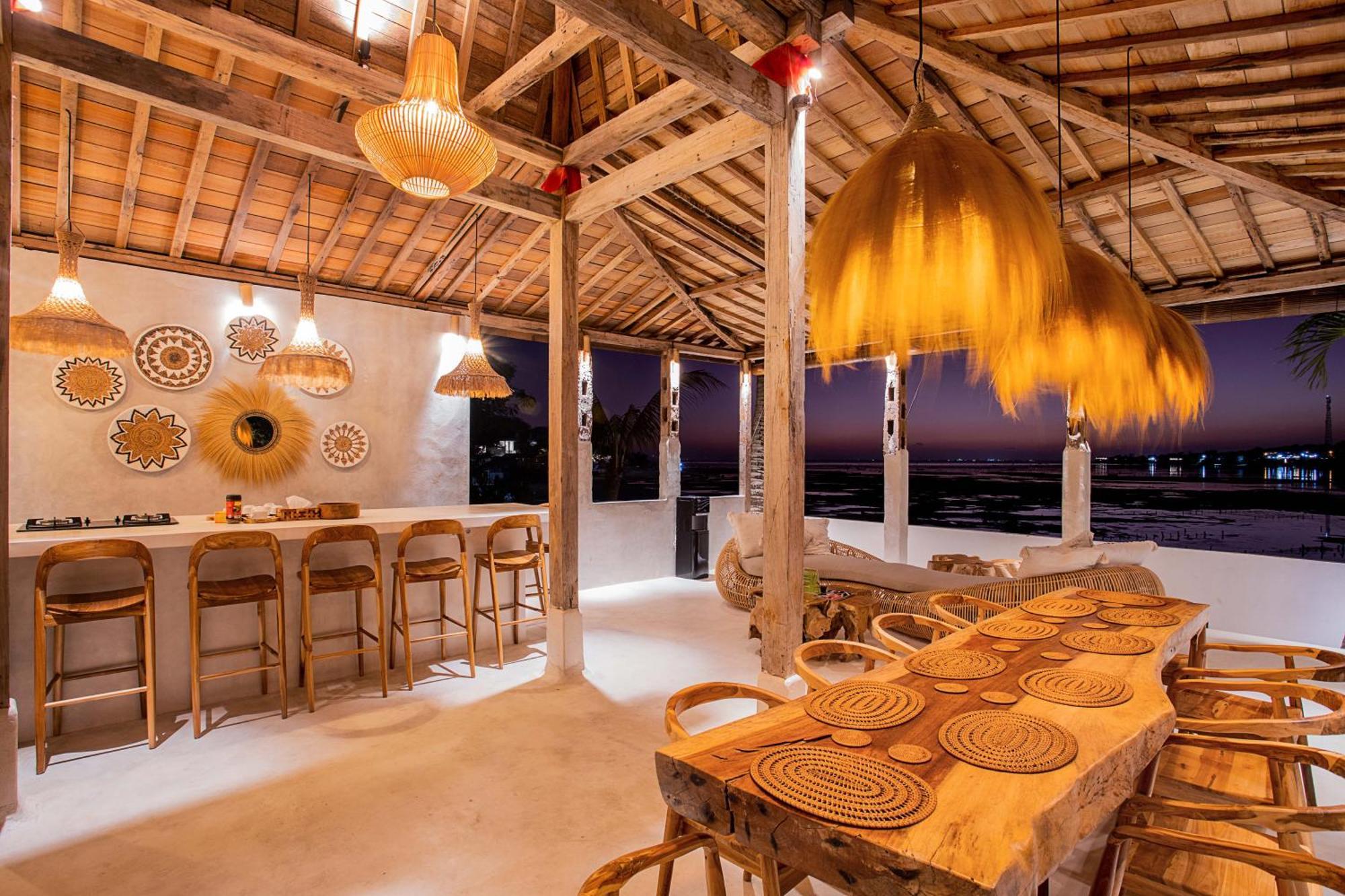 Sunset House Ceningan, 10 Person Beachview Private Villa Nusa Lembongan  Ngoại thất bức ảnh