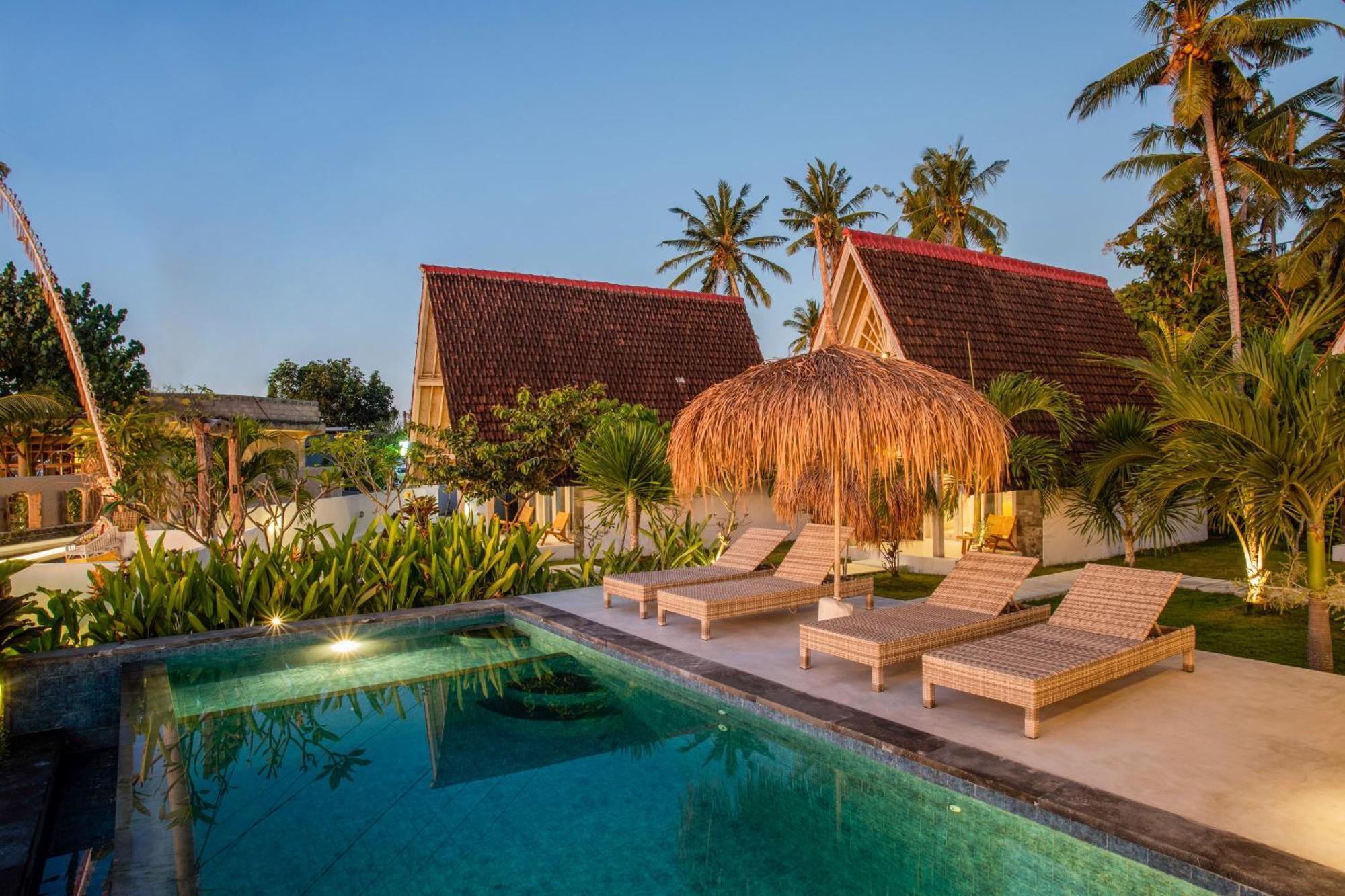 Sunset House Ceningan, 10 Person Beachview Private Villa Nusa Lembongan  Ngoại thất bức ảnh